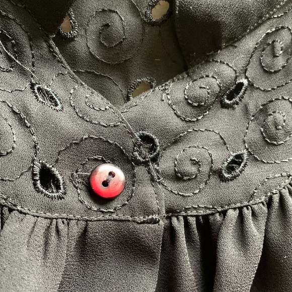 Vtg black mandarin collar eyelet trim France button down Secretary blouse M - Picture 8 of 15